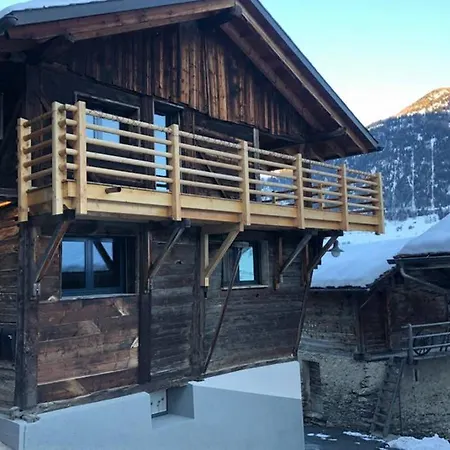 Grand Avec Terrasse A Chez-les-reuses Orsieres