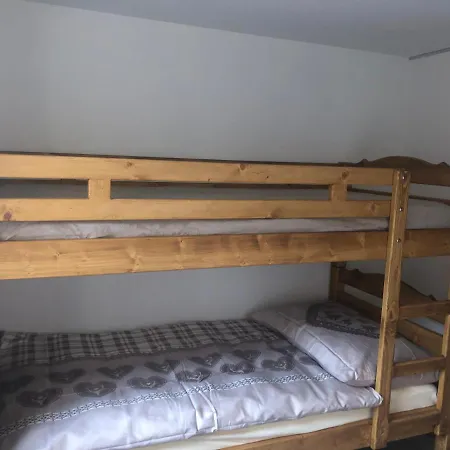 Apartment Grand Avec Terrasse A Chez-les-reuses Orsières