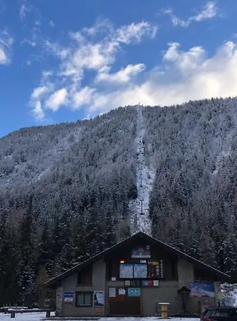 Grand Avec Terrasse A Chez-les-reuses