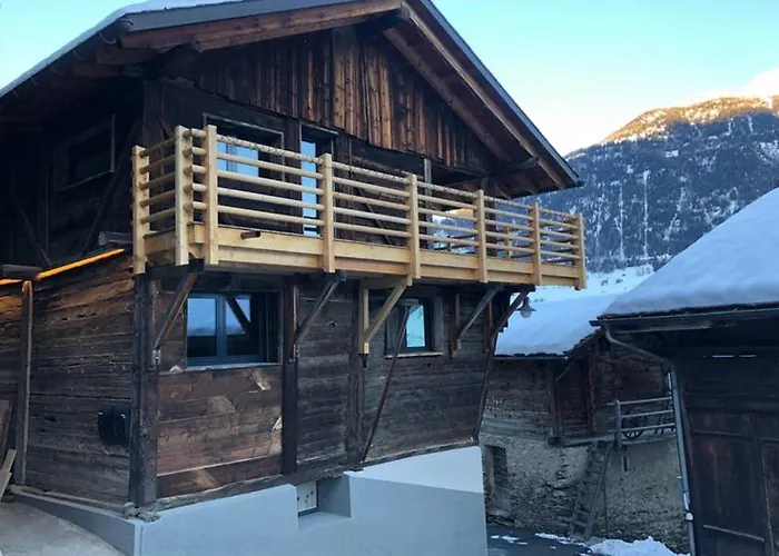 Grand Avec Terrasse à Chez-les-reuses Orsières