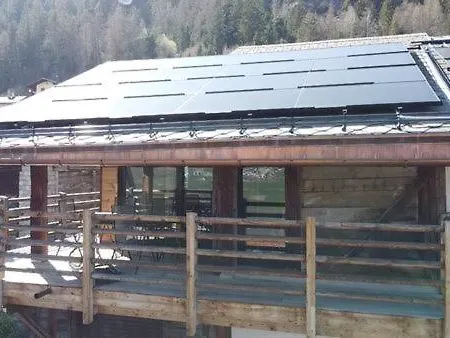 Grand Avec Terrasse A Chez-les-reuses Διαμέρισμα